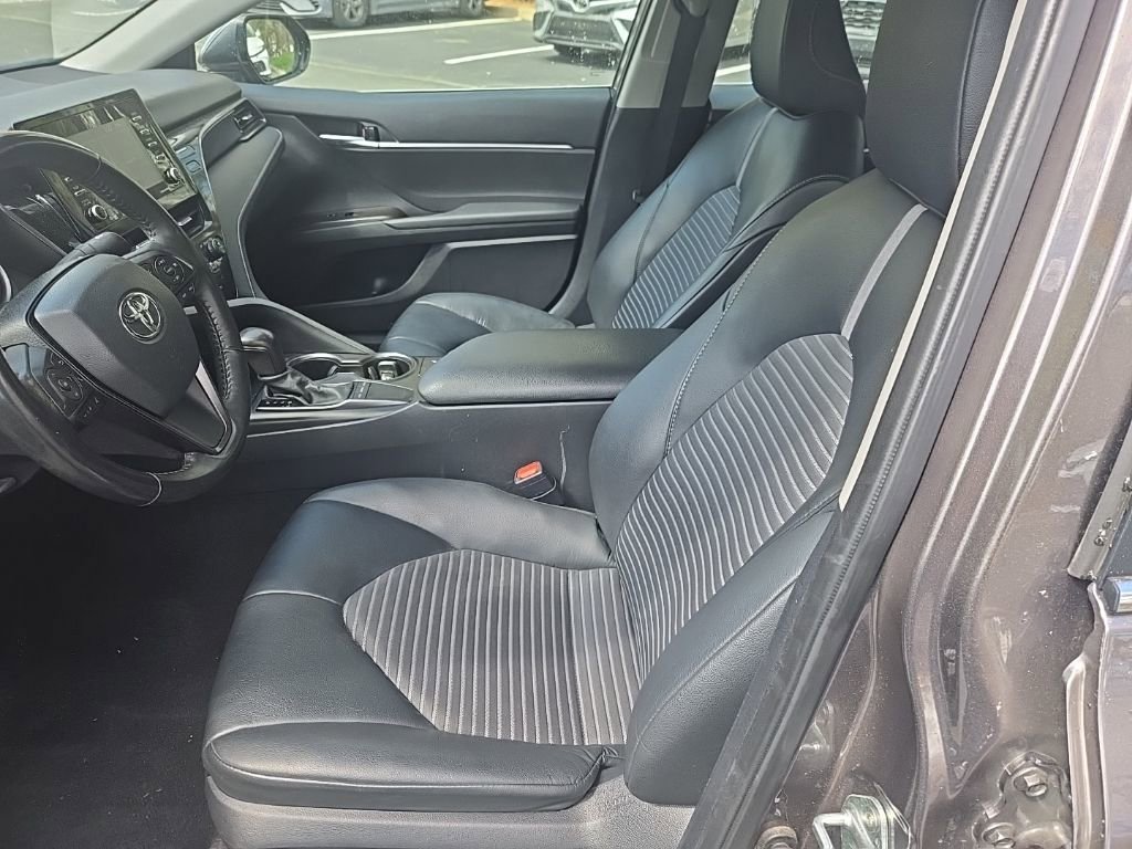 Used 2024 Toyota Camry SE w/ Cold Weather Package image 2