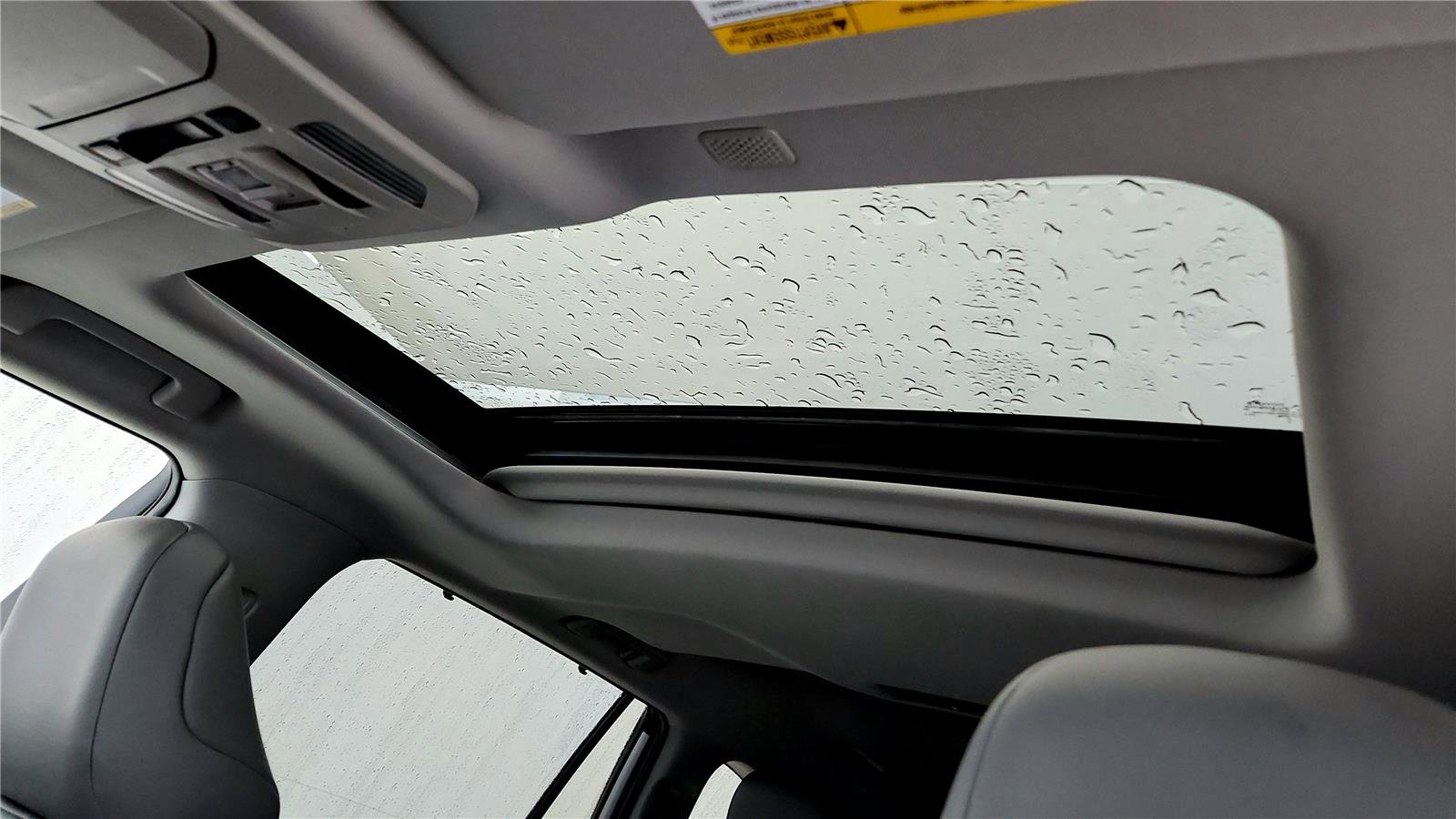 Used 2022 Toyota Highlander XLE image 27