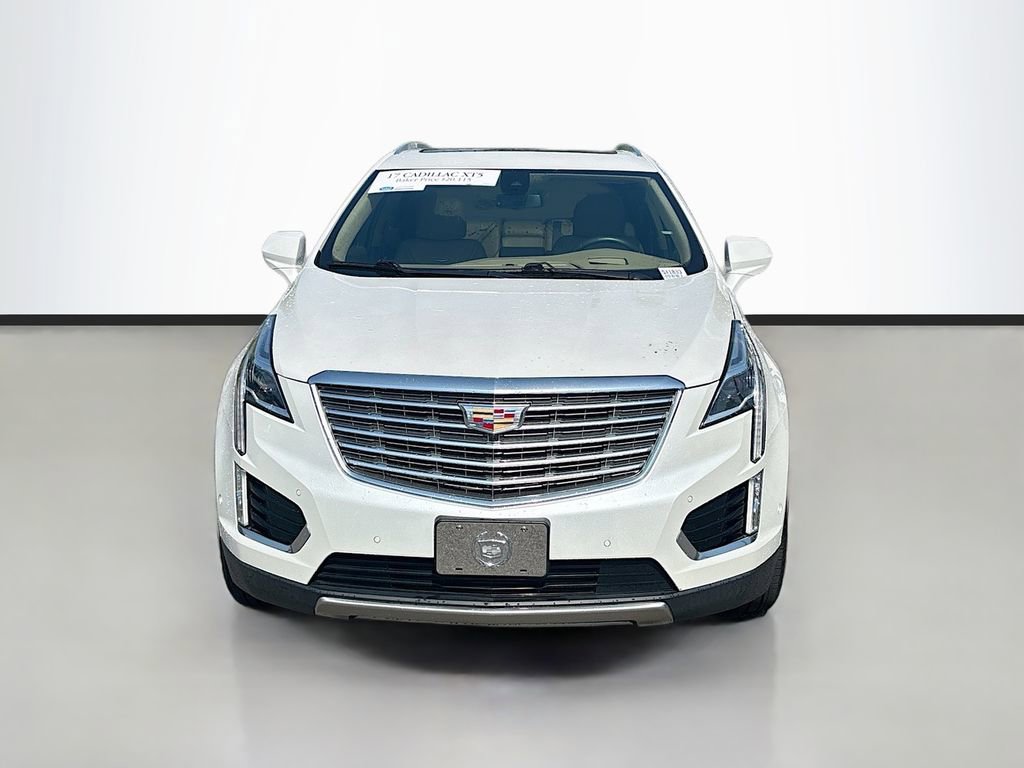 Used 2017 Cadillac XT5 Platinum w/ Driver Assist Package AWD/4WD image 8