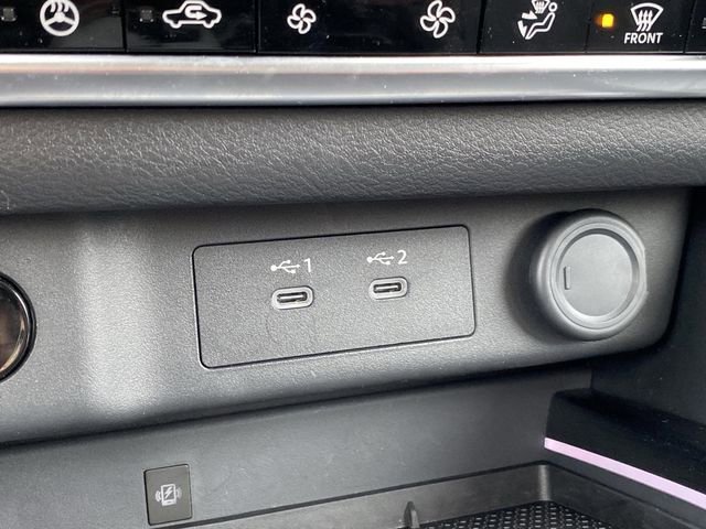 Used 2025 Nissan Rogue SL image 24