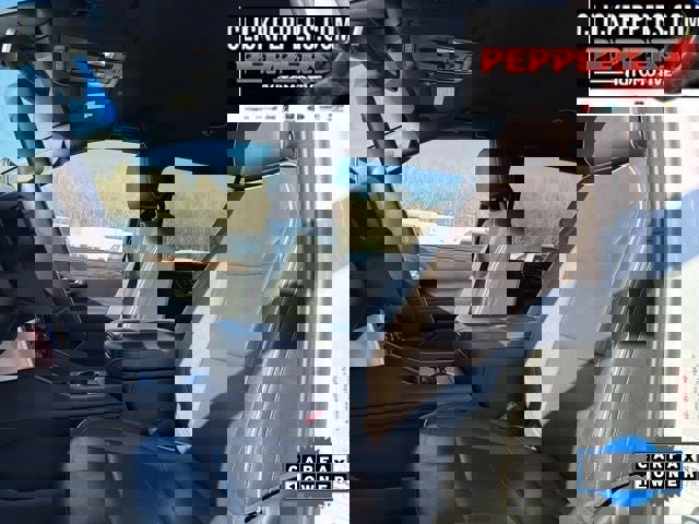 Used 2023 Chevrolet Suburban Premier image 10