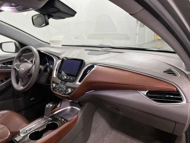 Used 2017 Chevrolet Malibu Premier w/ Premier Sun and Wheel Package FWD image 30