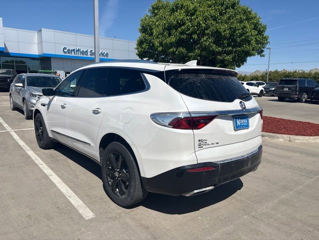 Used 2024 Buick Enclave Essence w/ Sport Touring Edition AWD/4WD image 5