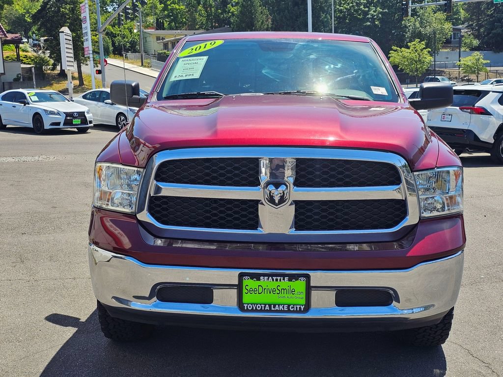 Used 2019 RAM 1500 Classic SLT AWD/4WD image 2