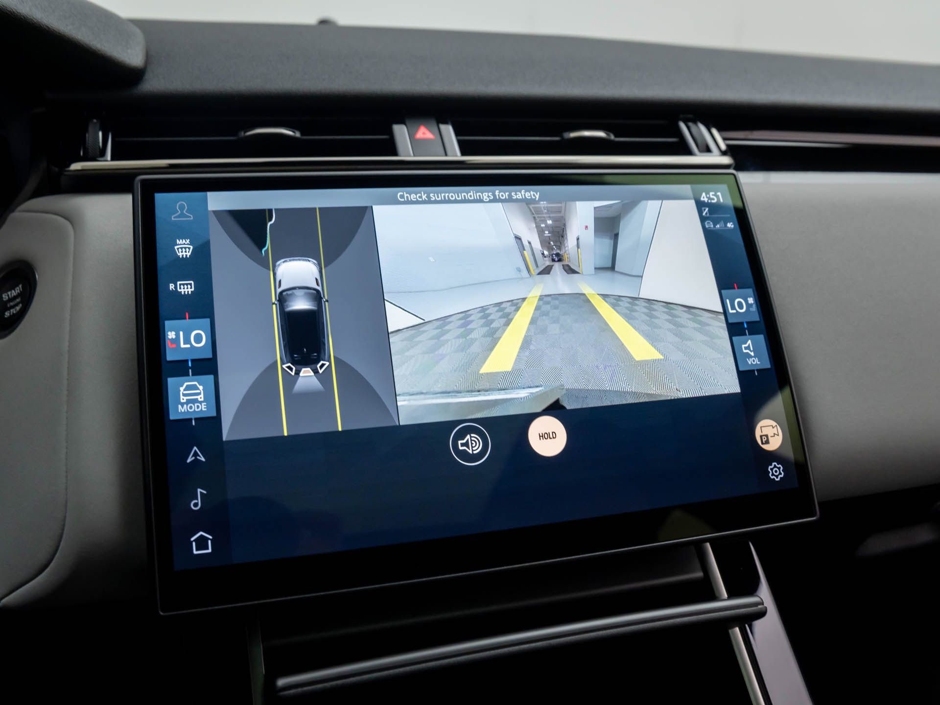 Used 2024 Land Rover Range Rover Velar Dynamic SE image 25