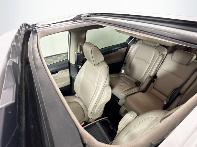 Used 2022 Honda Odyssey Elite image 12