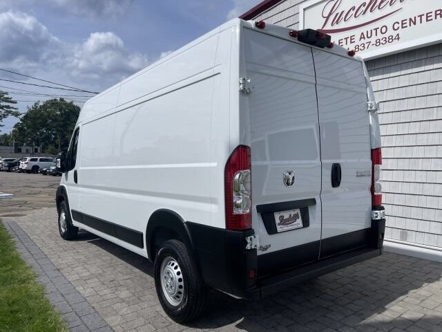 Used 2025 RAM ProMaster 2500 w/ Convenience Group FWD image 6