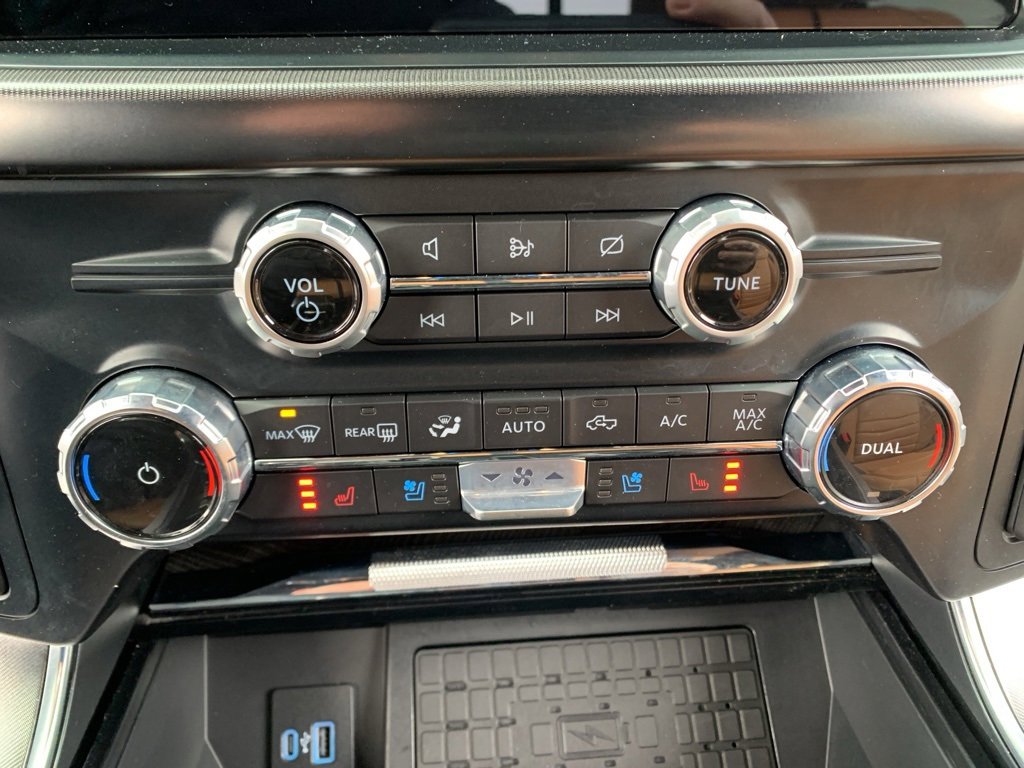 Used 2023 Ford F150 Platinum w/ Equipment Group 701A High image 25