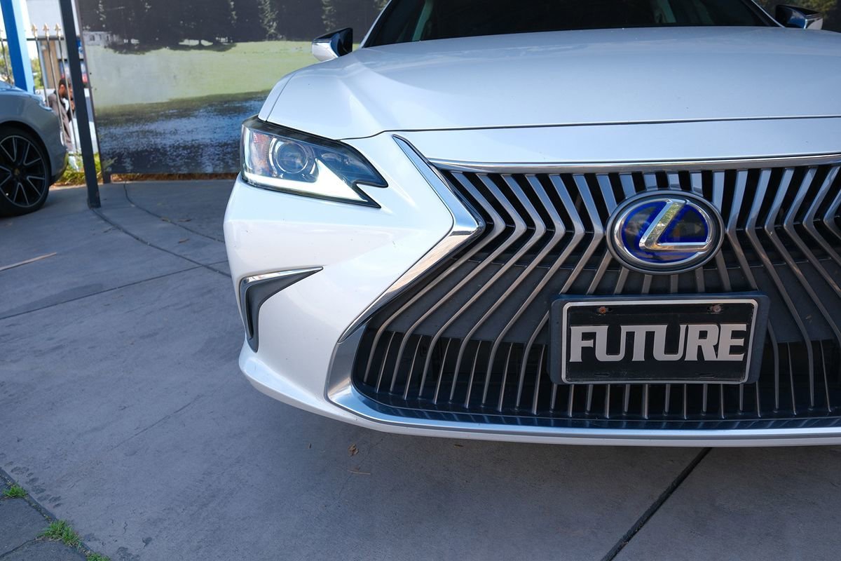 Used 2021 Lexus ES 300h w/ Premium Package FWD image 42