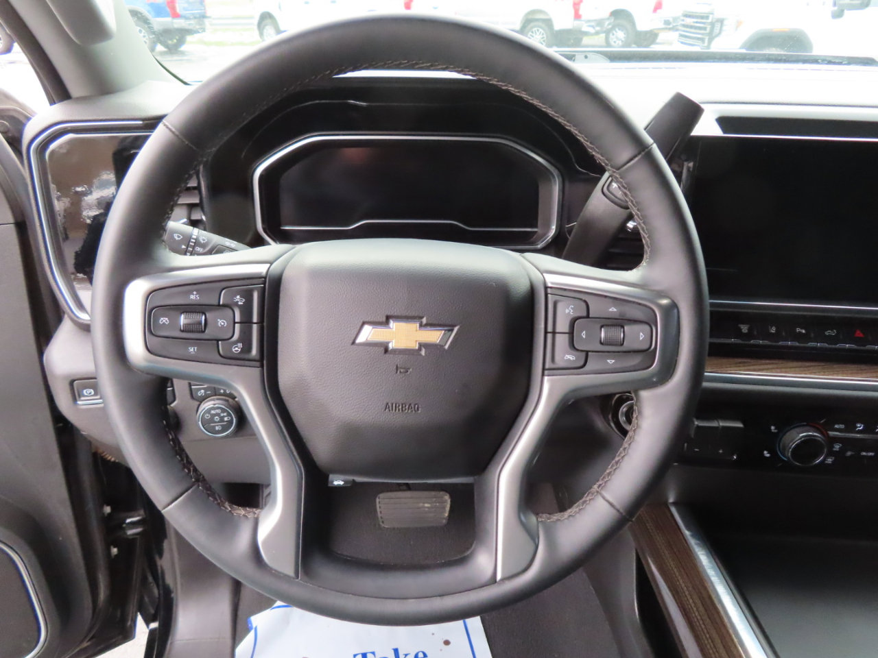 Used 2024 Chevrolet Silverado 3500 LT w/ Safety Package image 37