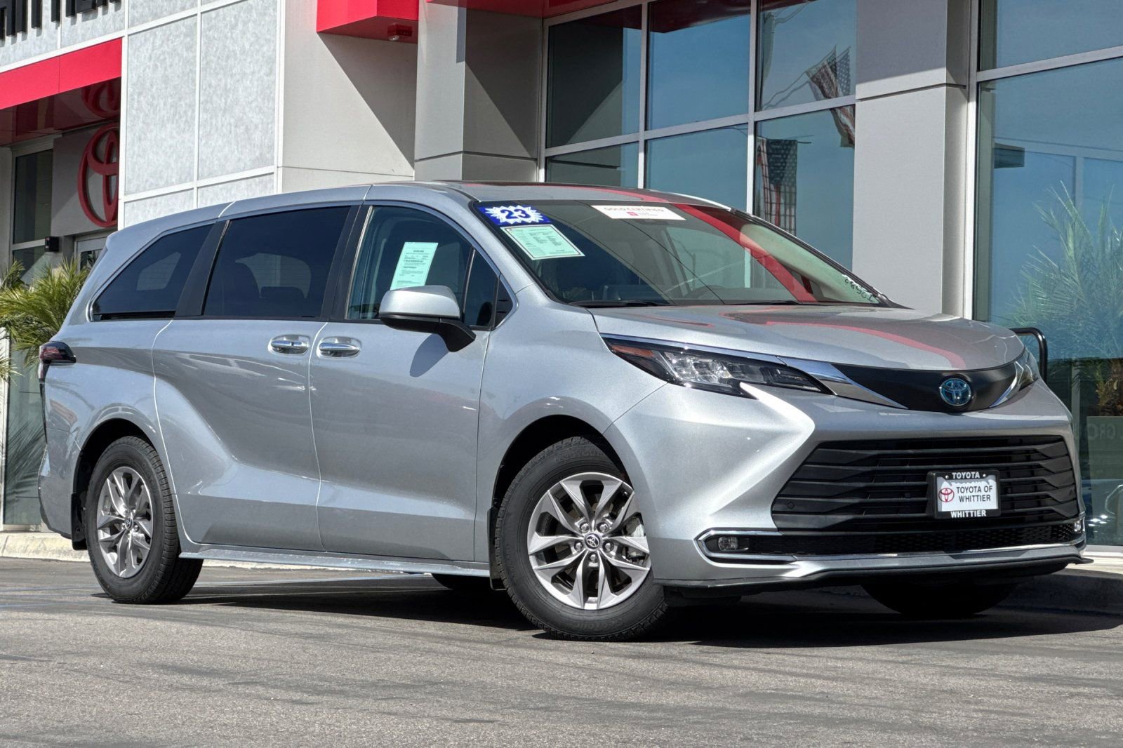 Certified 2023 Toyota Sienna XLE image 2