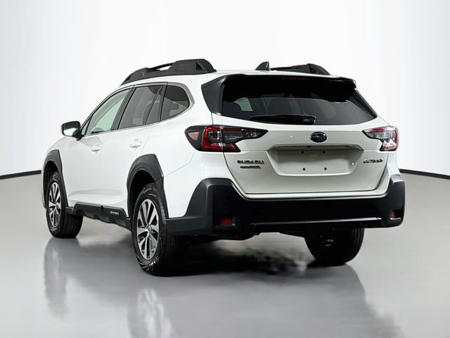 Certified 2025 Subaru Outback Premium AWD/4WD image 6