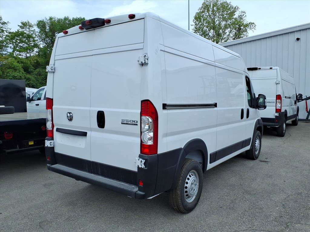 New 2026 RAM ProMaster 2500 FWD image 3