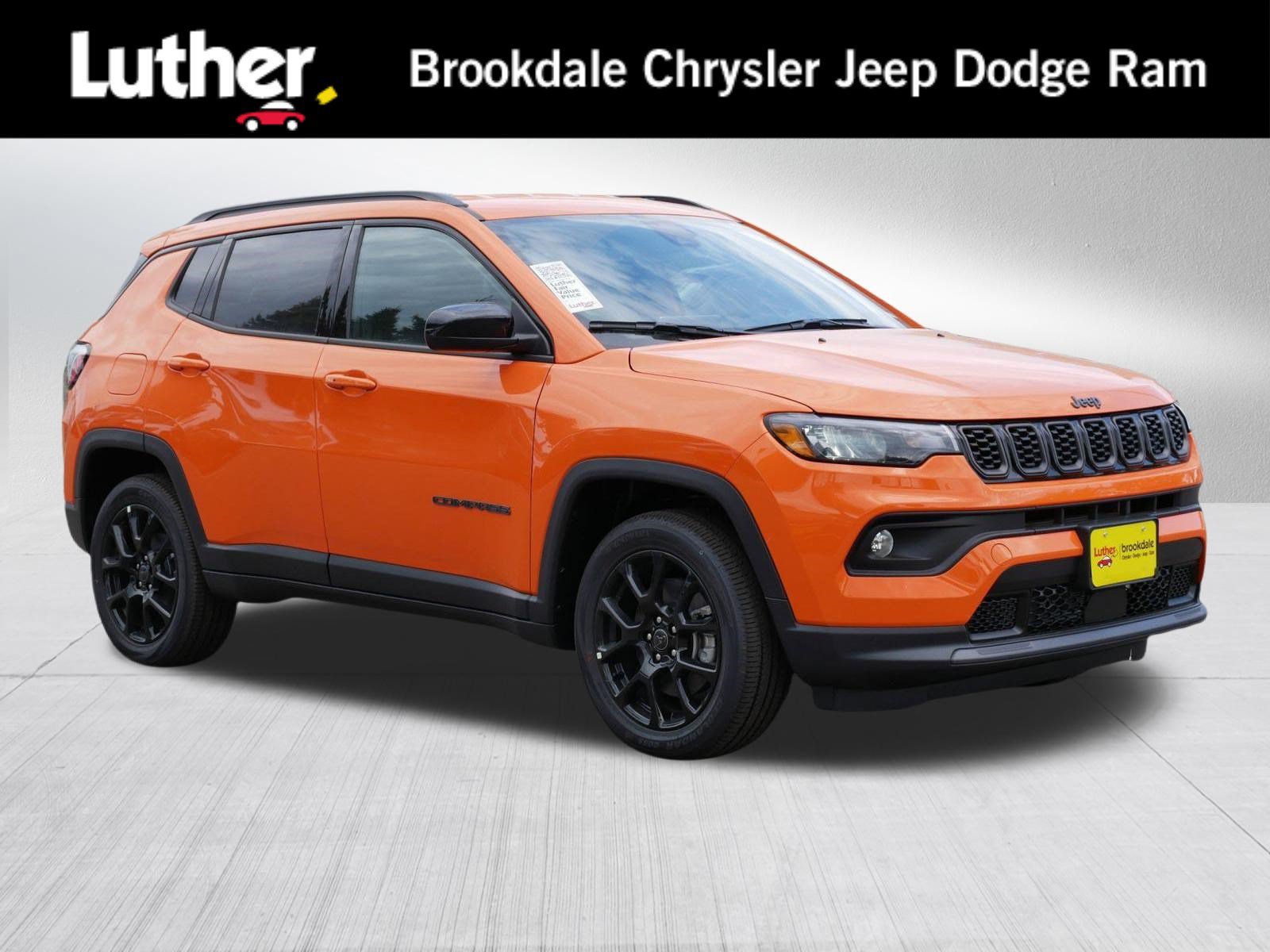 New 2026 Jeep Compass Latitude AWD/4WD image 1