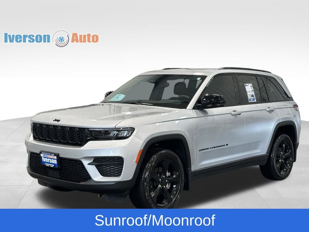 Used 2024 Jeep Grand Cherokee Altitude image 5