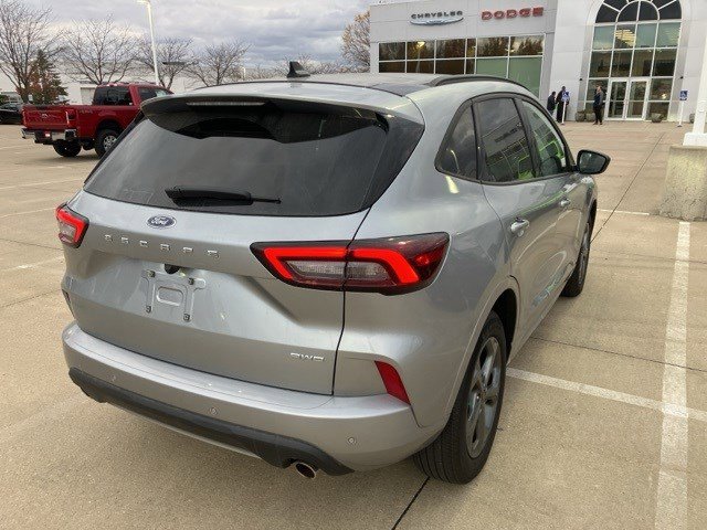 Used 2023 Ford Escape ST-Line w/ Tech Pack #1 image 8