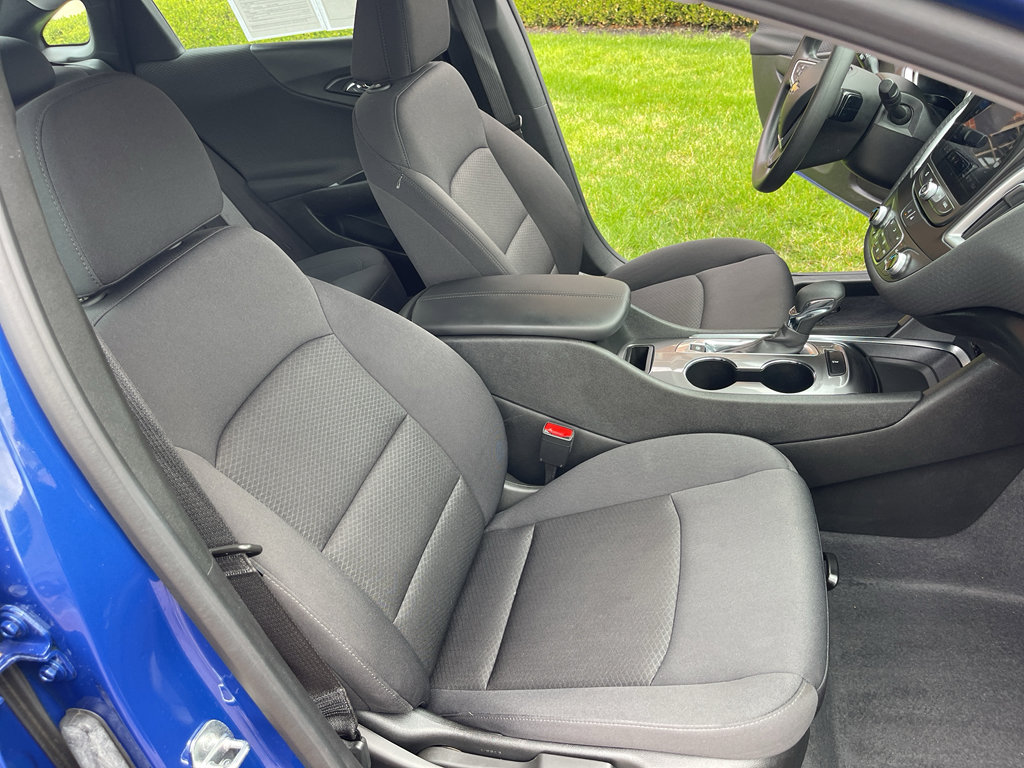 Used 2023 Chevrolet Malibu LT image 25