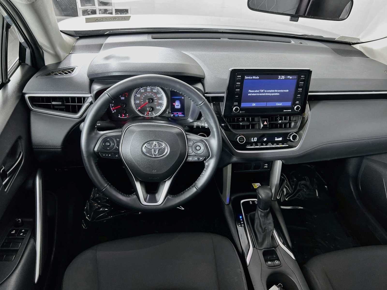 Used 2022 Toyota Corolla Cross LE w/ Moonroof Package AWD/4WD image 23