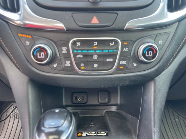 Used 2018 Chevrolet Equinox Premier FWD image 25