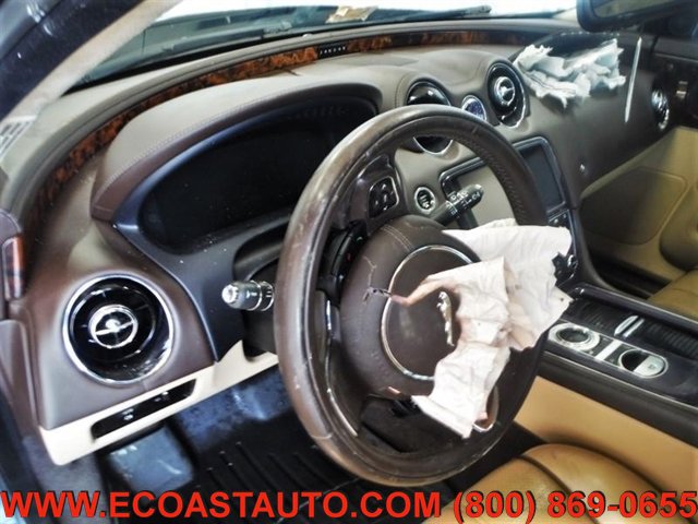 Used 2011 Jaguar XJ L RWD image 9