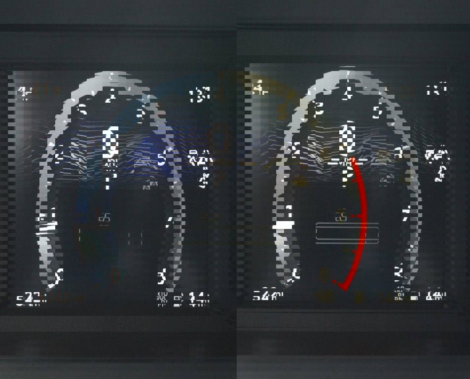 Used 2025 Toyota 4Runner SR5 image 4