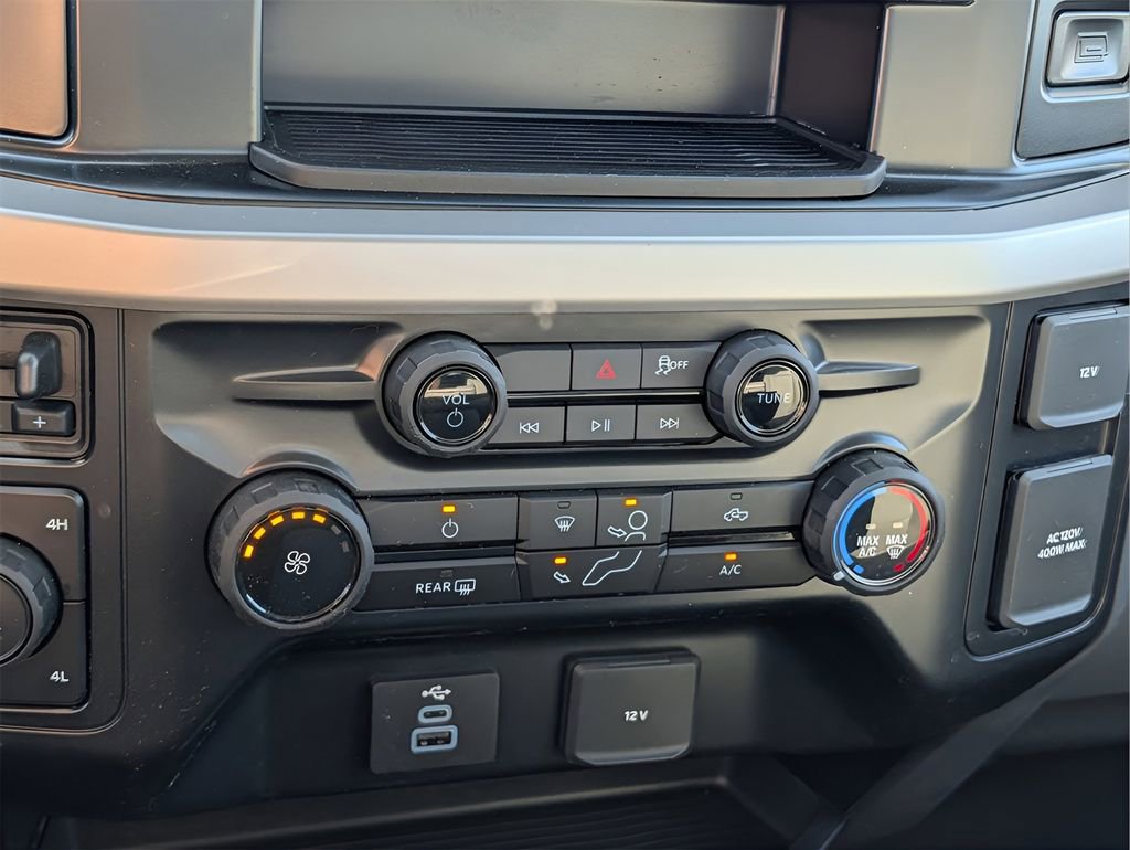 Used 2026 Ford F450 XLT w/ XLT Value Package image 21