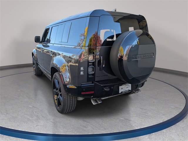 New 2025 Land Rover Defender 110 V8 image 3