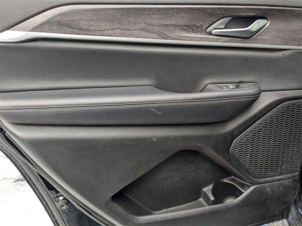 Used 2024 Jeep Grand Cherokee L Limited w/ Luxury Tech Group II image 29