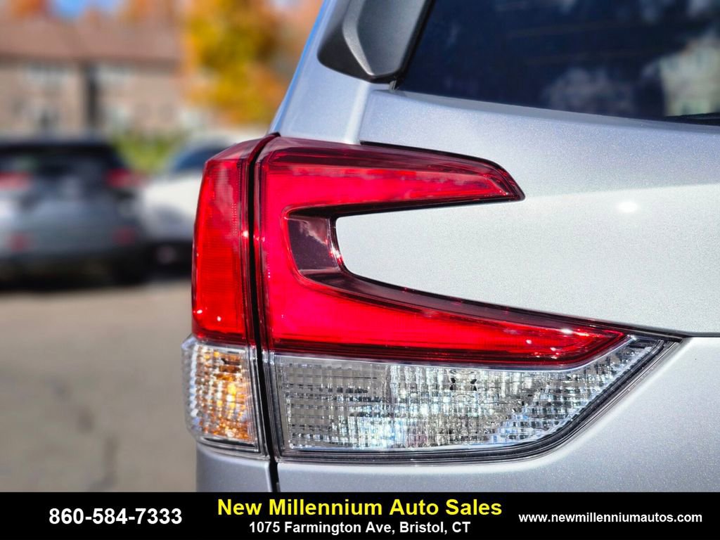 Used 2024 Subaru Forester Limited image 9