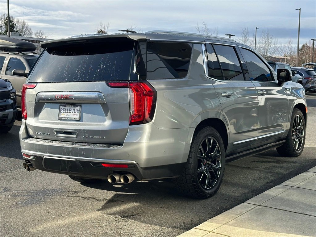 Used 2023 GMC Yukon Denali w/ Denali Reserve Package image 5