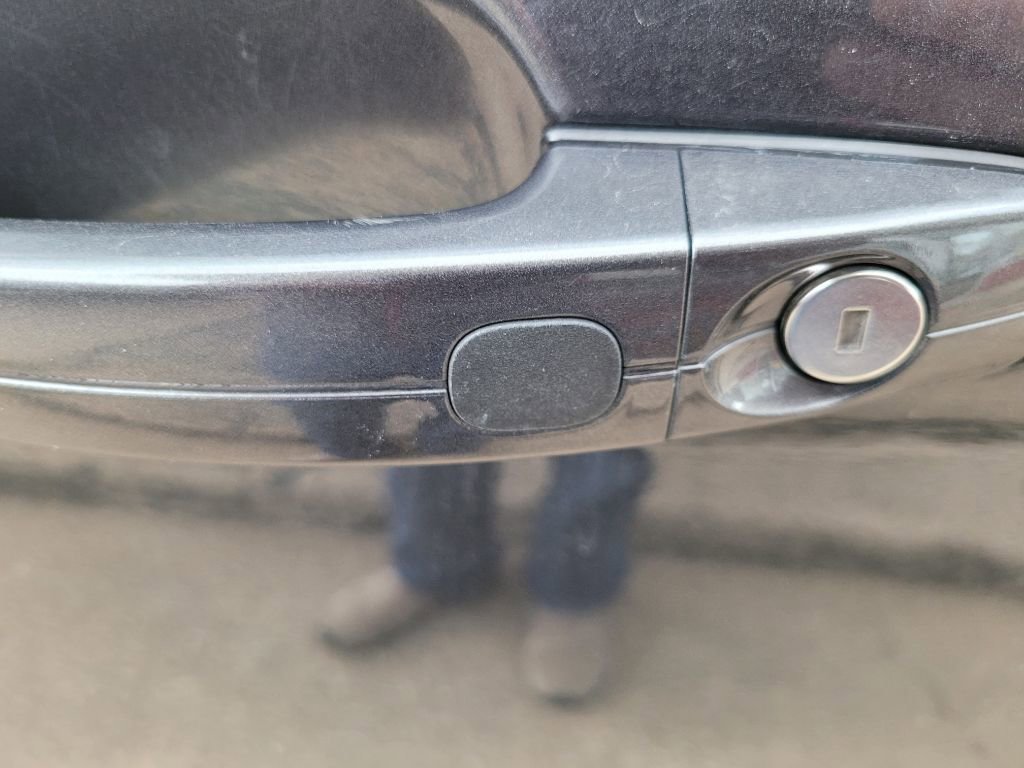 Used 2019 Ford Escape SEL image 13