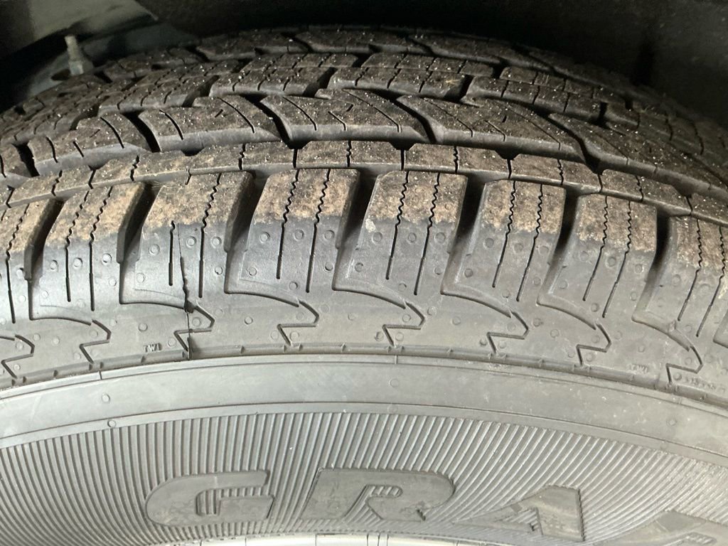 Used 2023 Nissan Armada SV w/ Cargo Package image 38