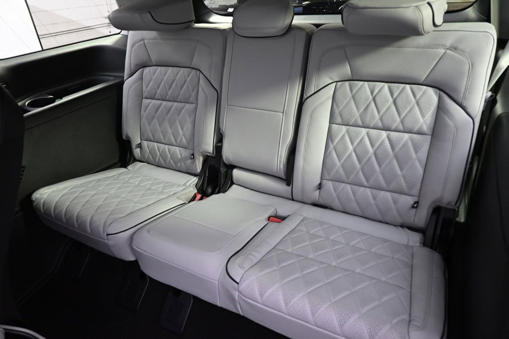 New 2026 Lincoln Navigator Black Label image 22