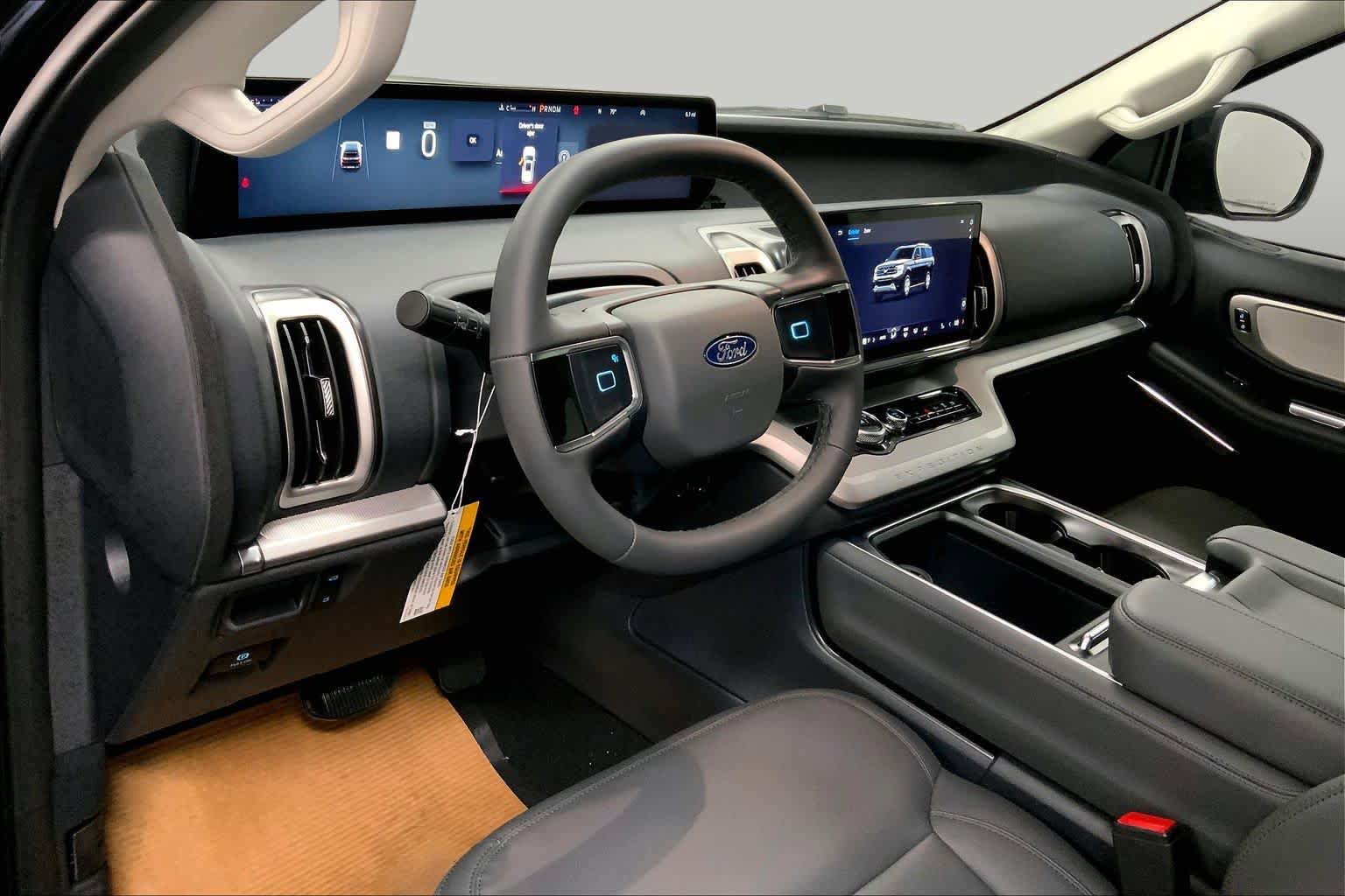 New 2026 Ford Expedition Max Active RWD image 7