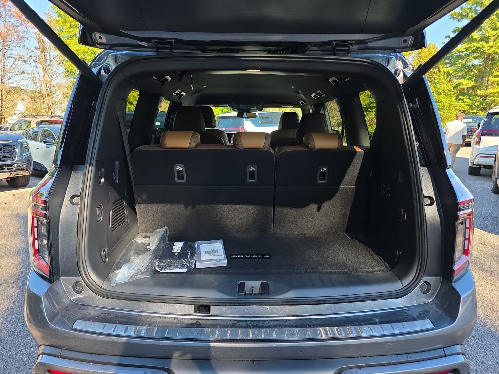 New 2026 Nissan Armada SL w/ Captain's Chari Seat Package AWD/4WD image 14