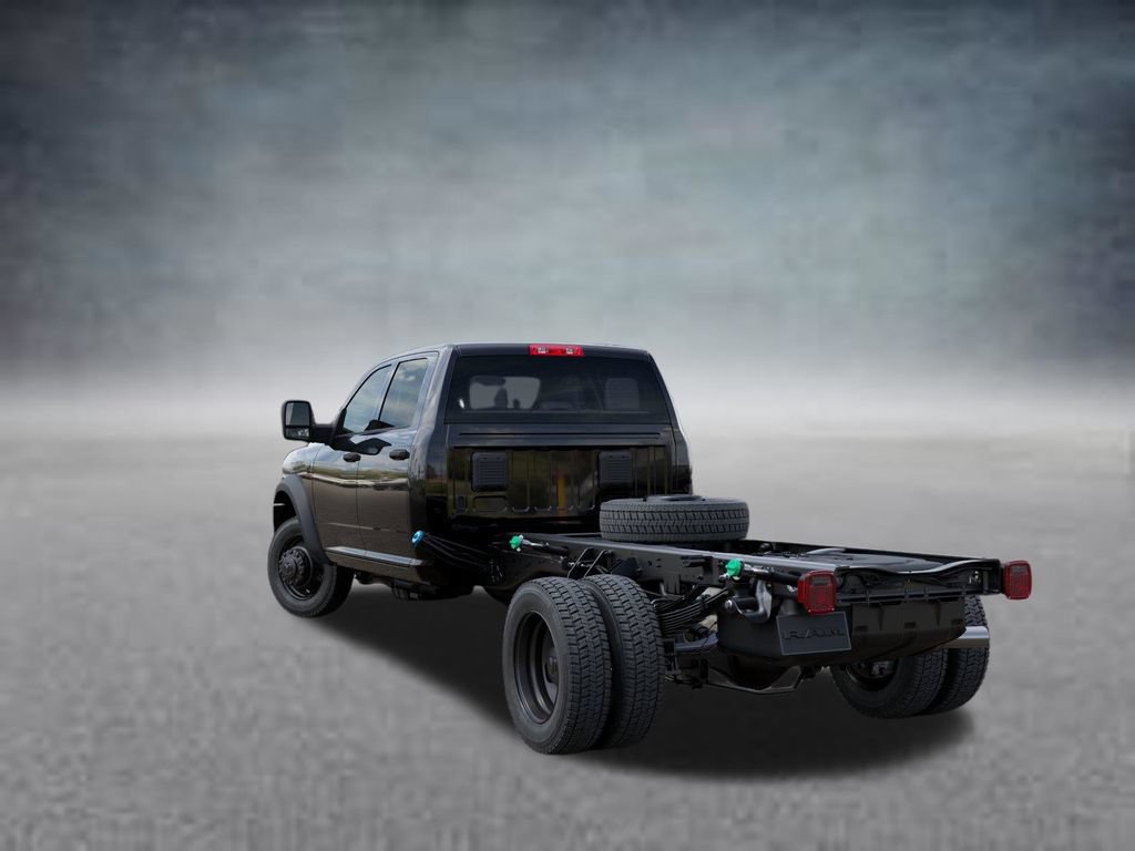 New 2026 RAM 5500 Tradesman AWD/4WD image 3