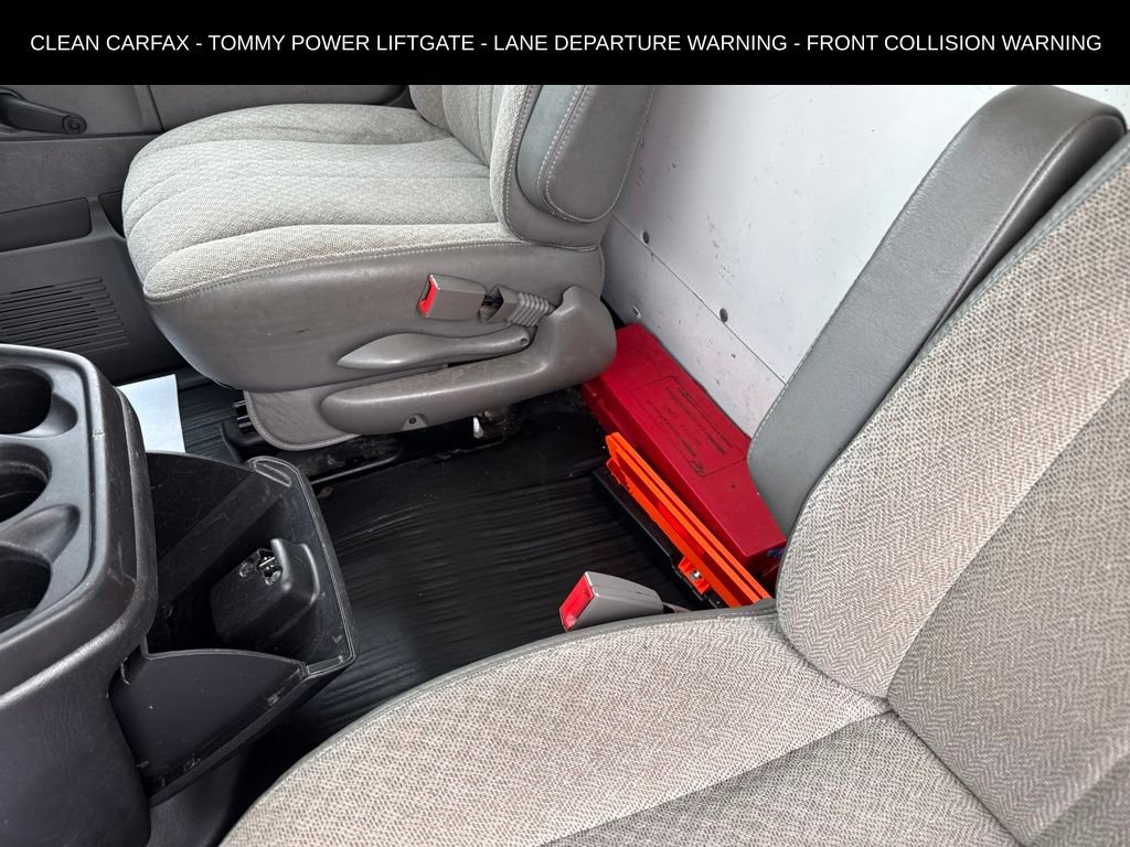 Used 2021 Chevrolet Express 3500 RWD image 24