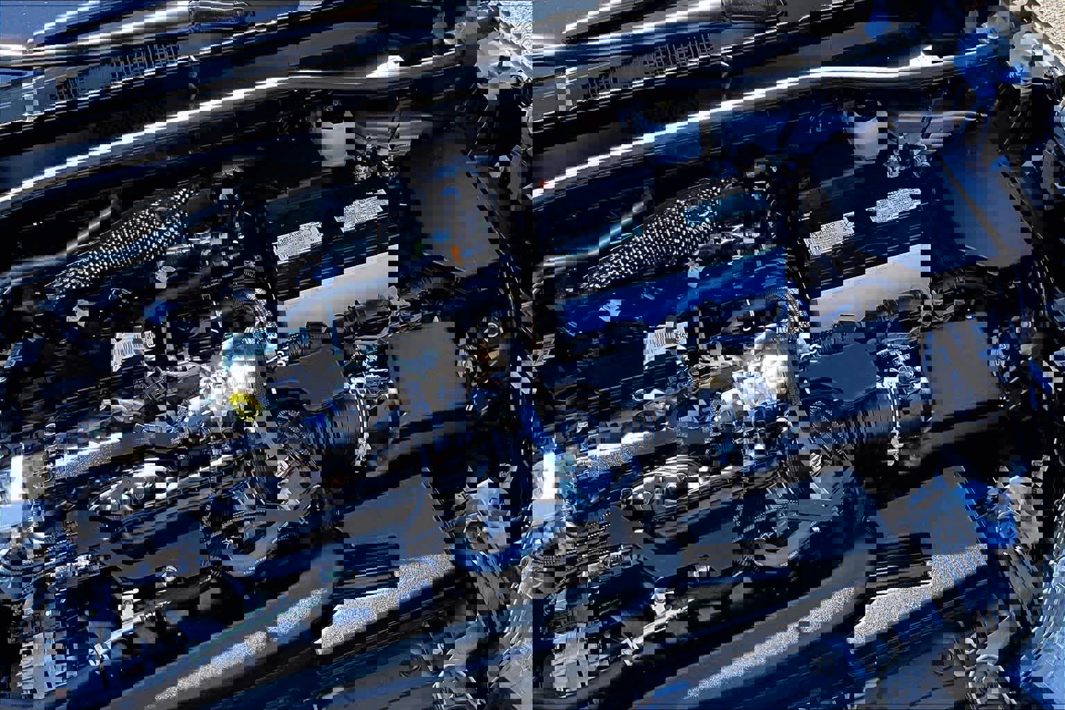 Used 2025 Toyota Corolla Cross XLE w/ Convenience Package image 33