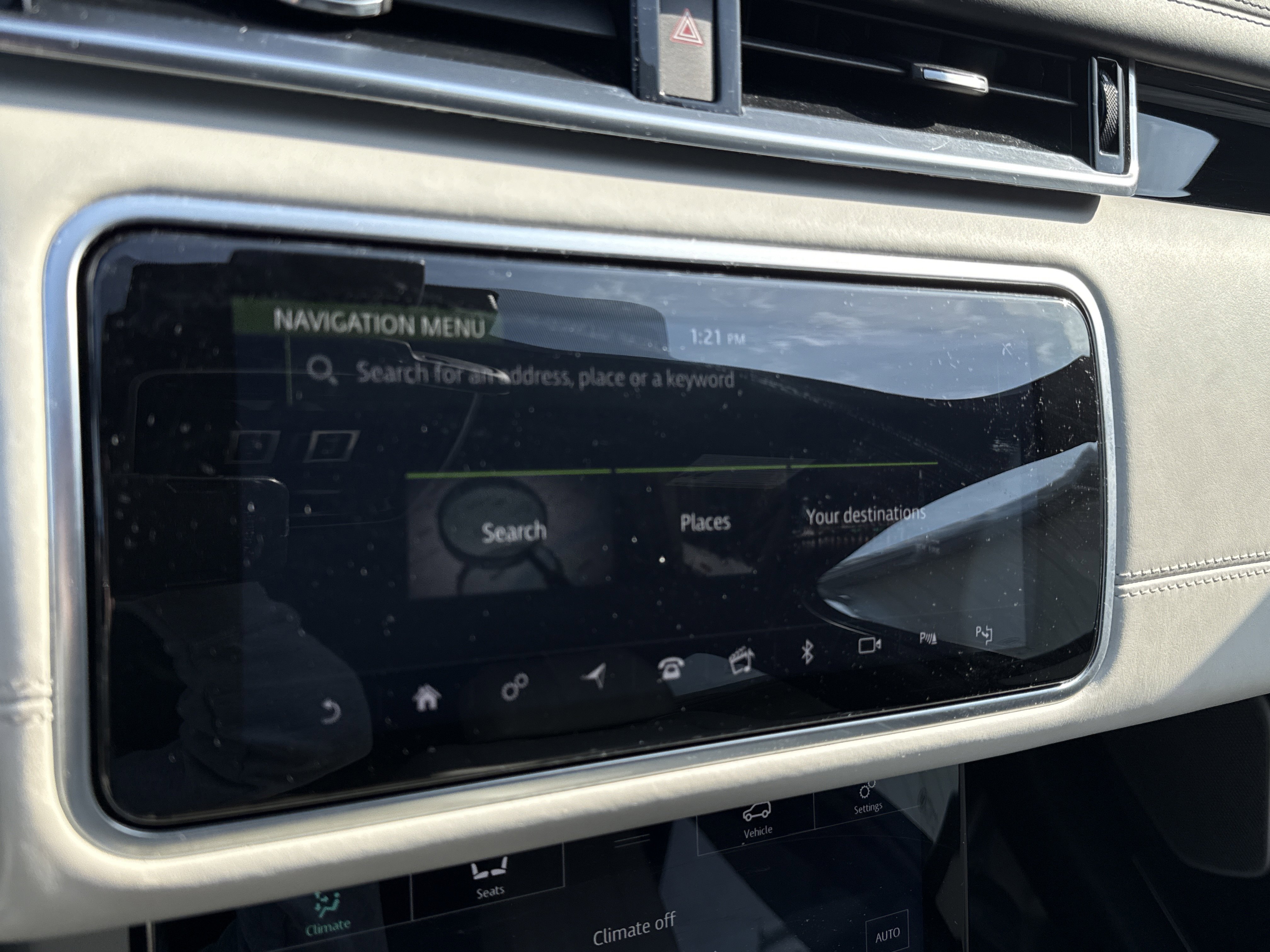 Used 2018 Land Rover Range Rover Velar R-Dynamic SE image 5