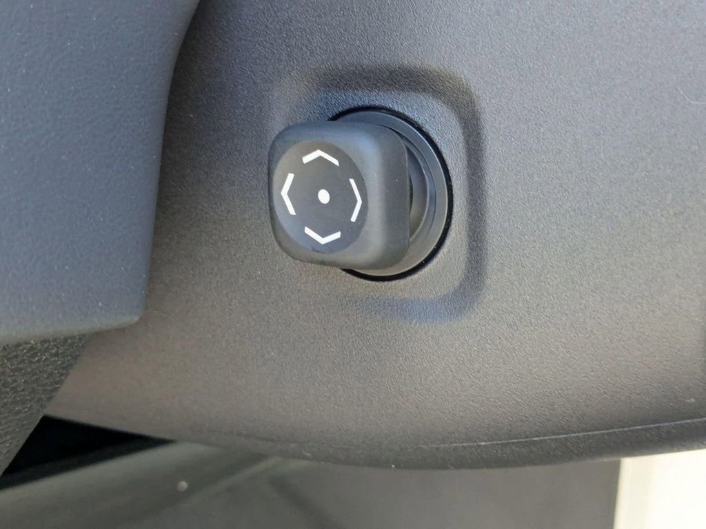 New 2025 Toyota Tundra Platinum image 16