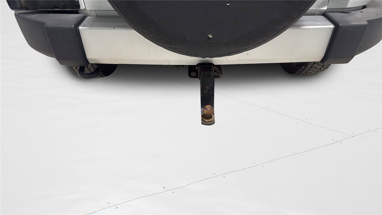 Used 2015 Jeep Wrangler Unlimited Sahara w/ Connectivity Group image 28