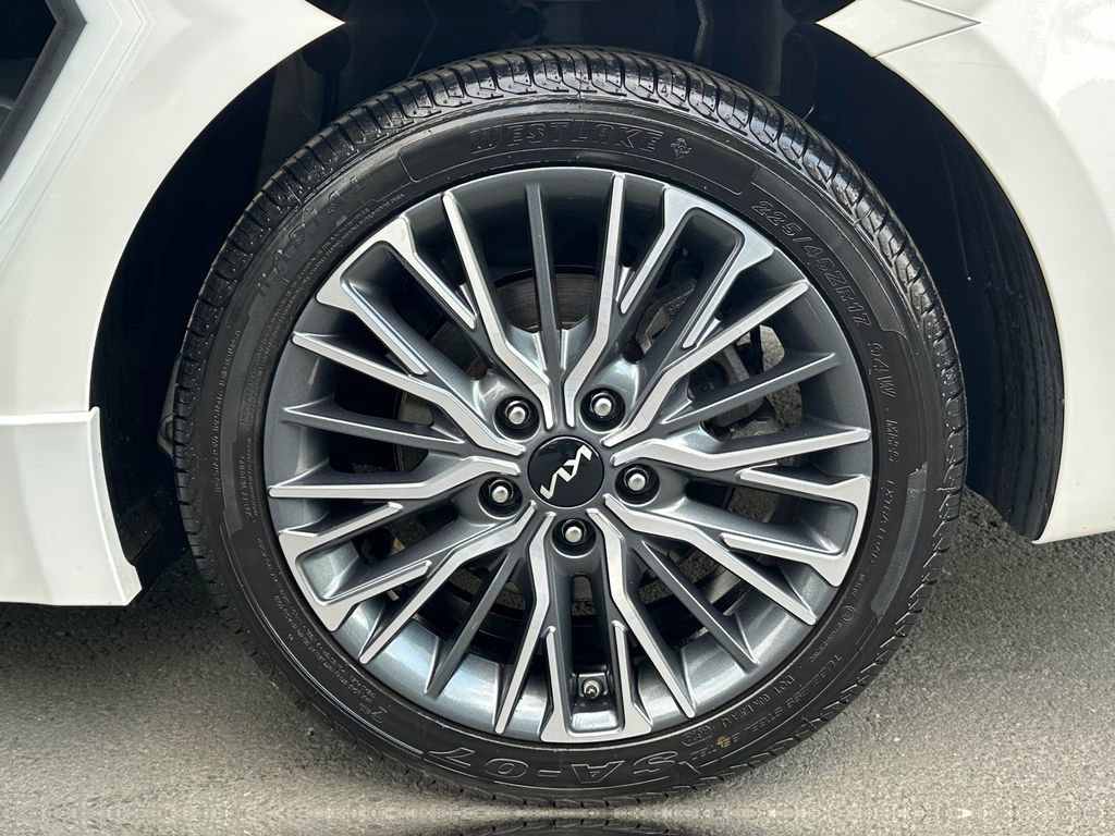 Certified 2022 Kia Forte GT-Line w/ GT-Line Premium Package FWD image 14