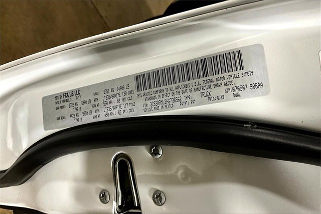 Used 2017 RAM 3500 Laramie image 33