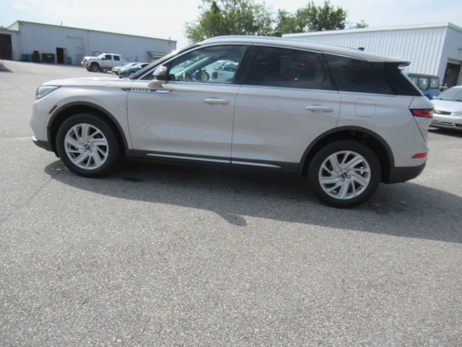 Used 2022 Lincoln Corsair FWD image 8
