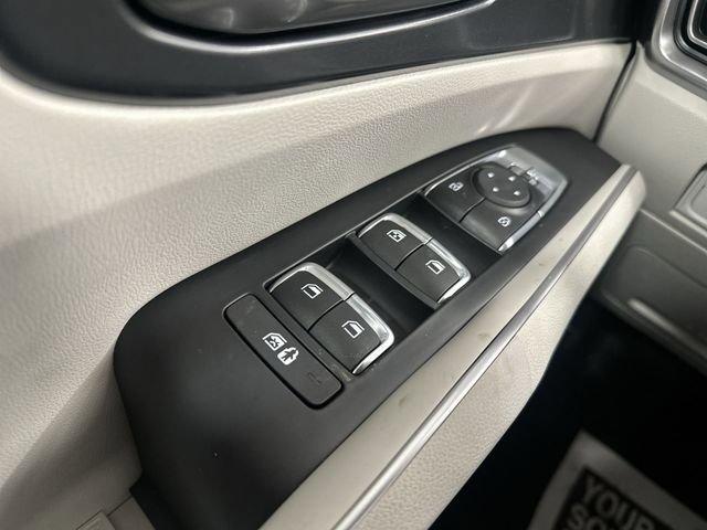 New 2026 Kia Sorento S image 16