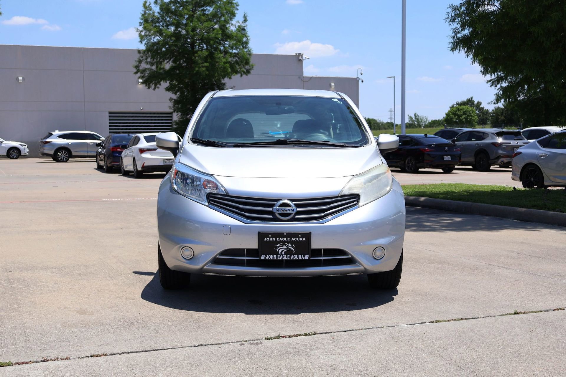 Used 2016 Nissan Versa Note SV FWD image 6