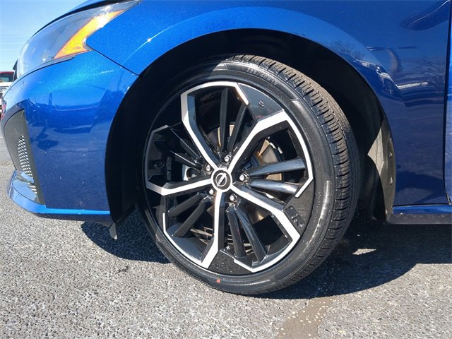 Used 2024 Nissan Altima 2.5 SR image 34