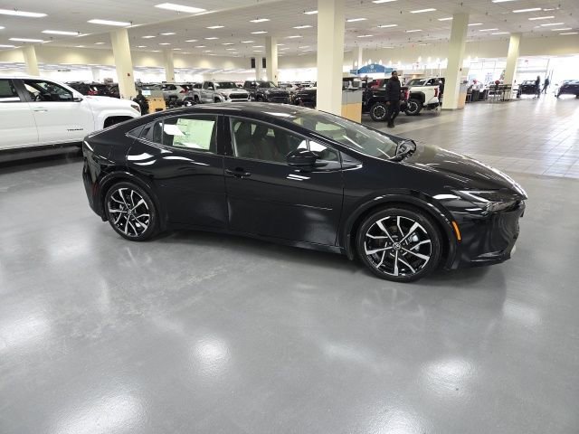 New 2026 Toyota Prius Plug-In Hybrid image 6