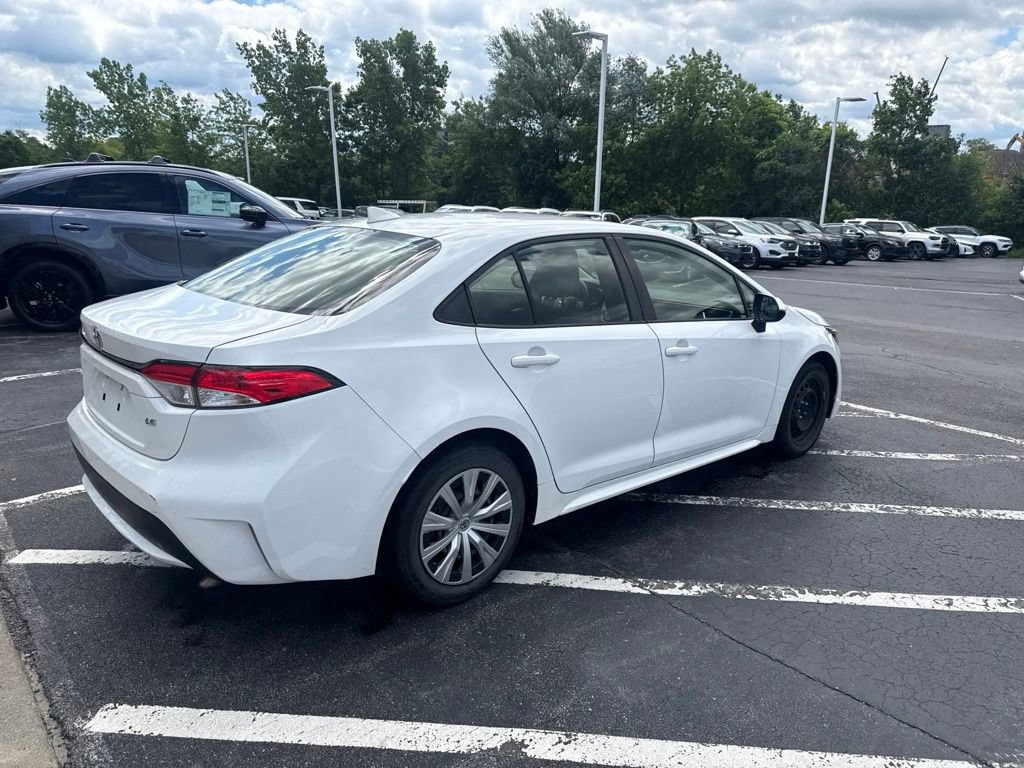 Used 2020 Toyota Corolla LE FWD image 6