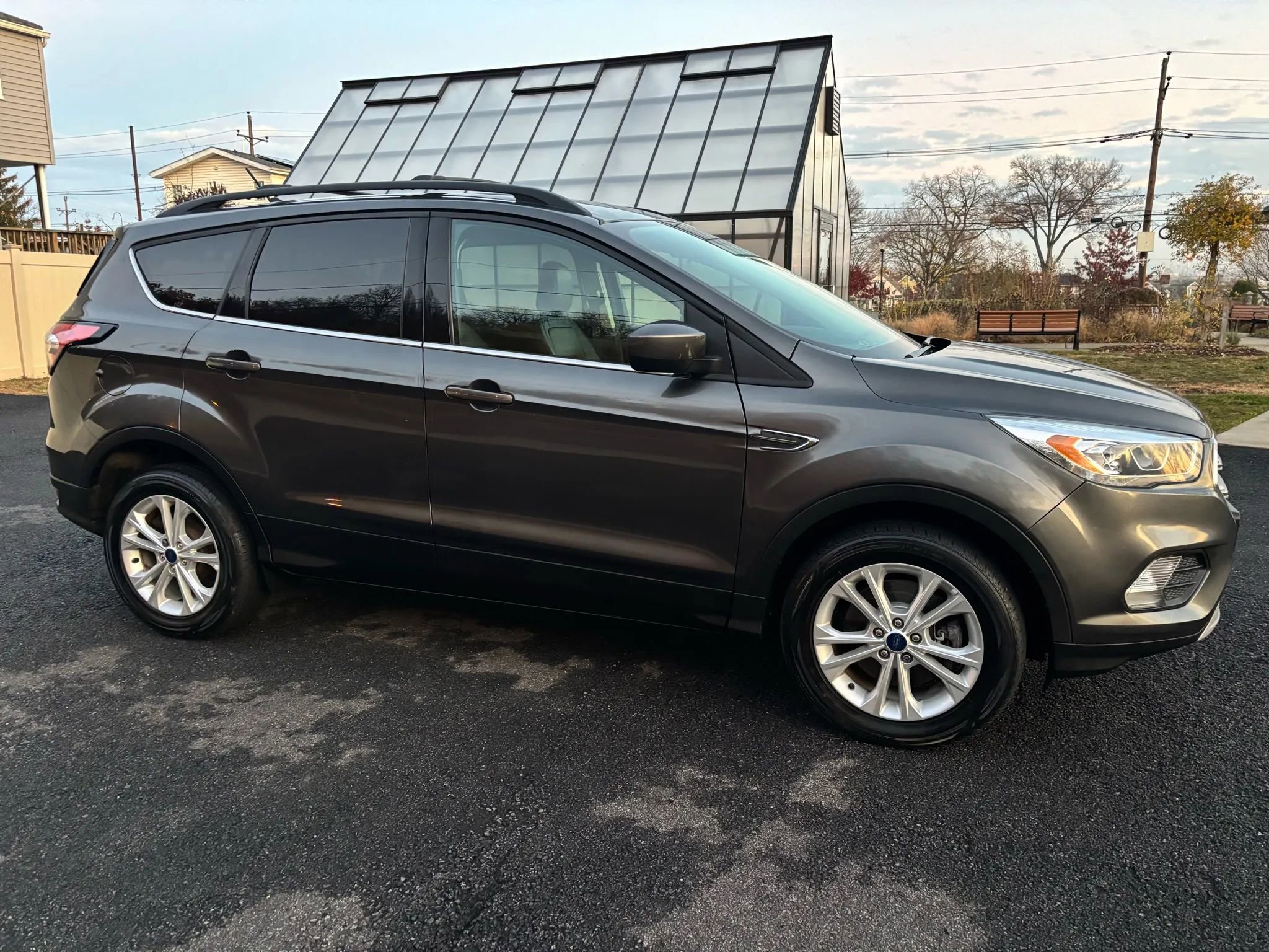 Used 2018 Ford Escape SEL image 10